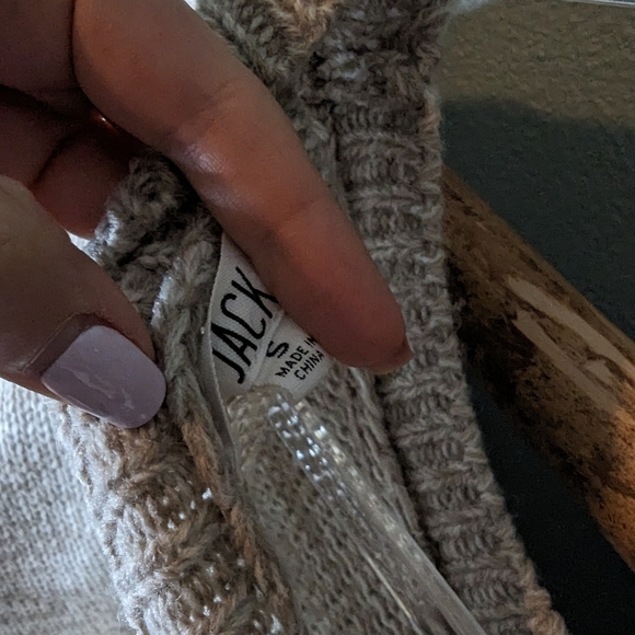 Jack by BB Dakota Alfie button back sweater Small - Picture 6 of 7